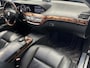 Mercedes-Benz S-klasse 500 LANG LORINSER V8 388 PK YOUNGTIMER ! LUCHTVERING NAVIGATIE BLUETOOTH HARMAN KARDON STOELVERWARMING PANORAMA SCHUIFKANTELDAK ELEKTRISCHE STOEL VOOR EN ACHTER ACHTERUITRIJCAMERA ZEER MOOI !!!
