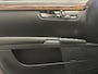 Mercedes-Benz S-klasse 500 LANG LORINSER V8 388 PK YOUNGTIMER ! LUCHTVERING NAVIGATIE BLUETOOTH HARMAN KARDON STOELVERWARMING PANORAMA SCHUIFKANTELDAK ELEKTRISCHE STOEL VOOR EN ACHTER ACHTERUITRIJCAMERA ZEER MOOI !!!