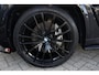 BMW X5 xDrive50e M Sport | 495PK | PANO | BMW X5 xDrive50e M Sport 495 PK Plug-in Hybrid met 3.0 zescilinder benzinemotor en 8-traps automatische transmissie, voorzien van een elektrisch panoramadak, luxe lederen bekleding, Head-Up D