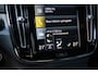 Volvo XC40 1.5 T4 Recharge R-Design , Pilot Assist, Stuurverwarming, Camera