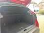 Renault Captur 1.3 TCe 150 EDC Intens | Easy Life Pack | Voorstoelen verwarmd | Pack Premium | Armsteun | Panoramadak | Trekhaak | Premium kleur Rouge Flamme | Camera achter | Parkeersensoren voor + achter | Lage kilometerstand |