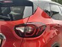 Renault Captur 1.3 TCe 150 EDC Intens | Easy Life Pack | Voorstoelen verwarmd | Pack Premium | Armsteun | Panoramadak | Trekhaak | Premium kleur Rouge Flamme | Camera achter | Parkeersensoren voor + achter | Lage kilometerstand |