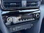 Toyota Yaris Cross 1.5 Hybrid 115 Dynamic **DODEHOEK DETECTIE/ STOEL EN STUURVERWARMING/ KEYLESS**
