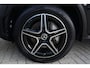 Mercedes-Benz GLC Coupe 300e 4MATIC AMG | PHEV | 320PK | Virtual Cockpit | Camera | 19'' | Een bijzonder fraaie combinatie van sportiviteit, luxe en efficiëntie. Deze Mercedes-Benz GLC Coupé 300e 4MATIC is uitgevoerd in de populaire AMG Line en combineert het elegante Coupé-design