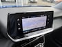 Peugeot 2008 1.2 PureTech Active Pack | Climate Control | Camera achter | Lichtmetalen velgen | Apple Carplay/ Android Auto |