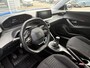 Peugeot 2008 1.2 PureTech Active Pack | Climate Control | Camera achter | Lichtmetalen velgen | Apple Carplay/ Android Auto |