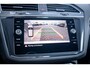 Volkswagen Tiguan 1.5 TSI 150PK DSG UNITED | Achteruitrijcamera | Airco (automatisch) | Elektrisch bedienbare achterklep met sensorsturing