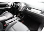 Mitsubishi Outlander 2.0 PHEV instyle -TREKHAAK - PDC - SCHUIFKANTELDAK - NAVIGATIE