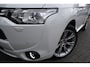 Mitsubishi Outlander 2.0 PHEV instyle -TREKHAAK - PDC - SCHUIFKANTELDAK - NAVIGATIE