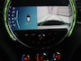 MINI Cooper 5-Deurs 1.5 Business Edition | Leder | Cruise control | Head-up | Camera | Park assist | Carplay | Climate control | 17" velgen