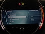 MINI Cooper 5-Deurs 1.5 Business Edition | Leder | Cruise control | Head-up | Camera | Park assist | Carplay | Climate control | 17" velgen