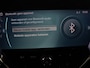 MINI Cooper 5-Deurs 1.5 Business Edition | Leder | Cruise control | Head-up | Camera | Park assist | Carplay | Climate control | 17" velgen