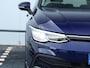 Volkswagen Golf 1.0 eTSI Life Business 110pk DSG | Trekhaak | Cruise control | Camera | LED | Keyless | Navigatie | Lichtmetalen velgen | Climate control | Stoel- en Stuurverwarming |