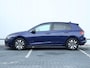 Volkswagen Golf 1.0 eTSI Life Business 110pk DSG | Trekhaak | Cruise control | Camera | LED | Keyless | Navigatie | Lichtmetalen velgen | Climate control | Stoel- en Stuurverwarming |