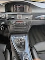 BMW 3-Serie 320D LUXURY LINE, Leder, Cruise, Stoelverw, PDC, Navi