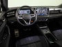 Volkswagen Tiguan 1.5 eHybrid R-Line Edition 204 pk Automaat (DSG) | Verlengde garantie | Navigatie | Panoramadak | Parkeersensoren (Park assist) | Achteruitrijcamera | Stoelverwarming v/a | R-Line |