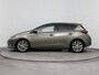 Toyota Auris 1.8 Hybrid Executive | Panodak | Parkeersensoren V+A | Navigatie | LED Verlichting |