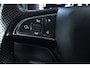 Skoda Karoq 1.5 TSI ACT Style (TREKHAAK, CAMERA, NAVIGATIE CARPLAY, CRUISE CONTROL, PARKEERSENSOREN)