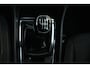 Skoda Karoq 1.5 TSI ACT Style (TREKHAAK, CAMERA, NAVIGATIE CARPLAY, CRUISE CONTROL, PARKEERSENSOREN)