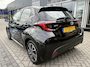 Toyota Yaris 1.5 Hybrid Dynamic CAMERA APPLE/ANDROID AD-CRUISE DAB+ KEYLESS LM-VELGEN