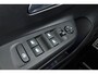 Opel Corsa-e Ultimate 50 kWh 136pk | Full Options | Massagestoel | Camera | Adaptive Cruise Control | Navigatie | Keyless Entry en Start | LED Verlichting