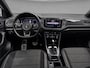 Volkswagen T-Roc 1.5 TSI 150pk DSG Sport · Camera · Trekhaak · Navigatie · Stoelverwarming · 18'' Inch ·