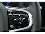 Volvo XC60 T6 PHEV Ultra Black Edition | Pano | HUD | Elek. Trekhaak | akoestisch glas | Memory Seats | 360cam | Adapt. Cruise | 21'' | Google Info. x