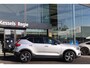 Volvo XC40 2.0 T4 R-Design | Elec. Trekhaak | BLIS | Pilot ass. | Camera | H&K
