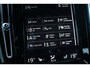 Volvo XC40 2.0 T4 R-Design | Elec. Trekhaak | BLIS | Pilot ass. | Camera | H&K