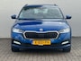 Skoda Octavia Combi 1.0 e-TSI Ambition Automaat ElectrTrekhaak Clima Carplay Navi Digitaal Dash Sfeerverlichting All-Season banden
