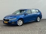 Skoda Octavia Combi 1.0 e-TSI Ambition Automaat ElectrTrekhaak Clima Carplay Navi Digitaal Dash Sfeerverlichting All-Season banden