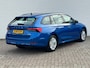 Skoda Octavia Combi 1.0 e-TSI Ambition Automaat ElectrTrekhaak Clima Carplay Navi Digitaal Dash Sfeerverlichting All-Season banden