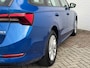 Skoda Octavia Combi 1.0 e-TSI Ambition Automaat ElectrTrekhaak Clima Carplay Navi Digitaal Dash Sfeerverlichting All-Season banden