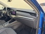 Skoda Octavia Combi 1.0 e-TSI Ambition Automaat ElectrTrekhaak Clima Carplay Navi Digitaal Dash Sfeerverlichting All-Season banden