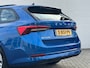 Skoda Octavia Combi 1.0 e-TSI Ambition Automaat ElectrTrekhaak Clima Carplay Navi Digitaal Dash Sfeerverlichting All-Season banden