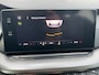 Skoda Octavia Combi 1.0 e-TSI Ambition Automaat ElectrTrekhaak Clima Carplay Navi Digitaal Dash Sfeerverlichting All-Season banden