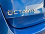 Skoda Octavia Combi 1.0 e-TSI Ambition Automaat ElectrTrekhaak Clima Carplay Navi Digitaal Dash Sfeerverlichting All-Season banden