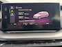 Skoda Octavia Combi 1.0 e-TSI Ambition Automaat ElectrTrekhaak Clima Carplay Navi Digitaal Dash Sfeerverlichting All-Season banden