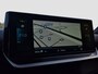 Peugeot e-2008 EV GT 50 kWh 95,7% Soh | Panoramadak | Trekhaak afneembaar | Camera | Parkeersensoren | Full map navigatie | Carplay/android auto |