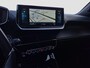 Peugeot e-2008 EV GT 50 kWh 95,7% Soh | Panoramadak | Trekhaak afneembaar | Camera | Parkeersensoren | Full map navigatie | Carplay/android auto |