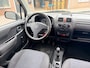 Opel Agila 1.0-12V Essentia
