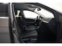 Volkswagen Golf 1.0 TSI Comfortline [ Navi Apple/Android Clima PDC Cruise ]