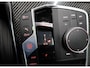 BMW 4-Serie Cabrio 420i High Executive M-Sport Sportstoelen Camera Curved dash Navigatie Airco-ecc 19 inch Sportvelgen App connect Cape York Green metallic Zwart sportleer