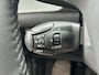 Peugeot e-2008 EV Business 54 kWh | 3 fase lader | Camera | Cruise Control | Apple Carplay/Android Auto