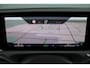 Mercedes-Benz A-klasse 250 e AMG Line | Facelift | Panoramadak | Sfeerverlichting | Camera | Zitcomfortpakket | Keyless Go | Stoelverwarming | Widescreen |