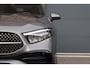 Mercedes-Benz A-klasse 250 e AMG Line | Facelift | Panoramadak | Sfeerverlichting | Camera | Zitcomfortpakket | Keyless Go | Stoelverwarming | Widescreen |