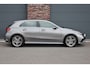 Mercedes-Benz A-klasse 250 e AMG Line | Facelift | Panoramadak | Sfeerverlichting | Camera | Zitcomfortpakket | Keyless Go | Stoelverwarming | Widescreen |