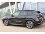 BMW iX1 (u11) XDRIVE30 313PK M-SPORT SHADOW LINE Panodak | Trekhaak | Navi | Adapt.Onderstel | Comfort Acces | Head Up | Harman Kardon | 19 Inch Lm |