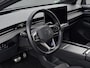 Volkswagen ID.7 Tourer Pro Business 77 kWh / 286pk Stuur- & Stoelverwarming · 360 Camera · Trekhaak · IQ.LIGHT ·  Head-Up Display