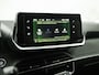 Peugeot 2008 1.2 PureTech Allure Pack Automaat (VIRTUAL COCKPIT, APPLE CARPLAY, GROOT NAVI, 360 CAMERA, STOELVERWARMING, SPORTSTOELEN, LEDER, GETINT GLAS, ADAPTIVE CRUISE, NIEUWSTAAT)